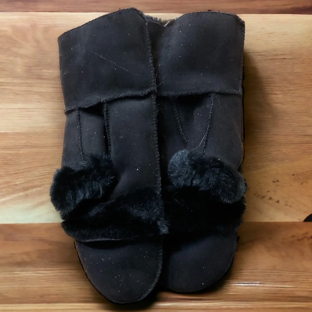 Faux Mittens Surell NWT